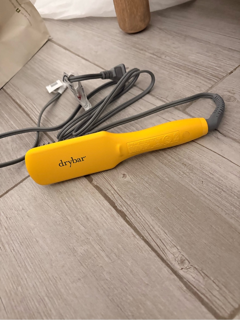 Drybar Baby Brush Crush Mini Heated Straightening Brush